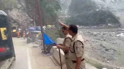 सोनप्रयाग में पहाड़ी से गिरा पत्थर, एक व्यक्ति की मौत और एक घायल
