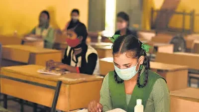 नोएडा: गर्मी की छुट्टियों में भी स्कूलों की निगरानी करेंगे प्रधानाध्यापक, BSA ने जारी किया आदेश