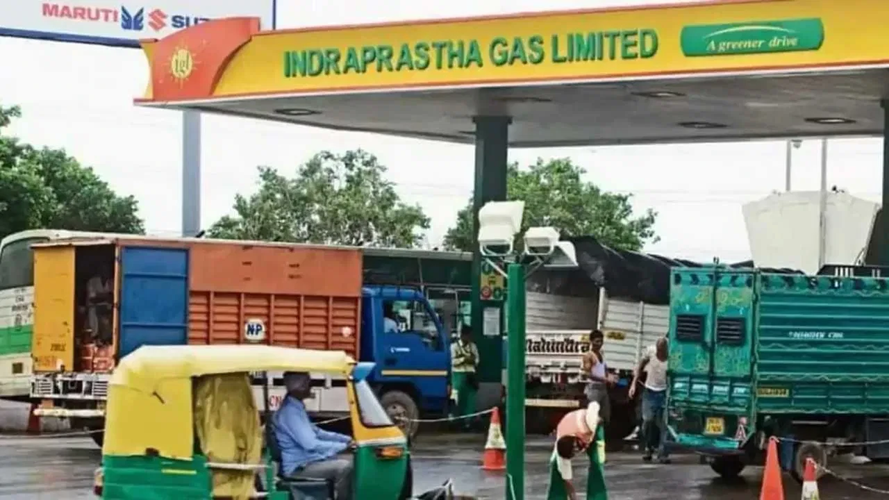 दिल्ली-एनसीआर में महंगाई का झटका, सीएनजी फिर हुई महंगी