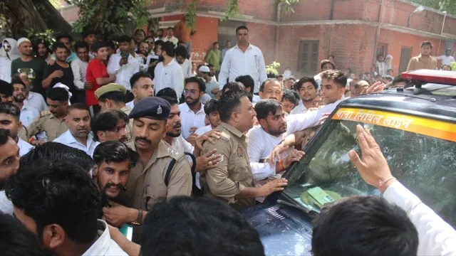 मेरठ कचहरी मारपीट मामले में बड़ी कार्रवाई, 13 नामजद और 60 अज्ञात पर केस दर्ज