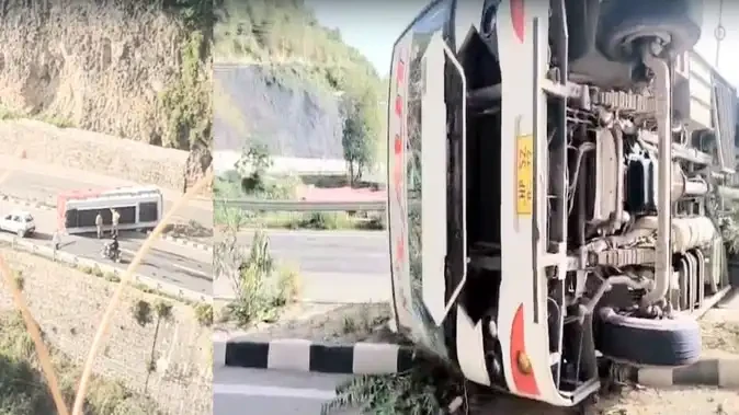 हिमाचल में दो सड़क हादसे: सोलन में बस पलटी, जोगिंद्रनगर में ट्रक खाई में गिरा