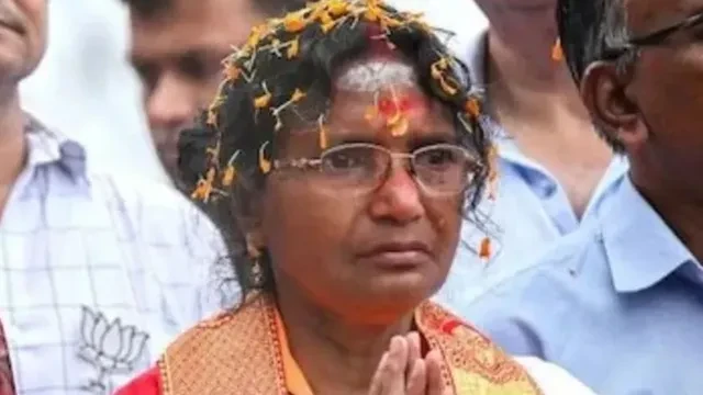 मैंने बेटी खोई और ममता ने कुर्सी, आरजी कर पीड़िता की मां ने पूर्व सीएम पर साधा निशाना