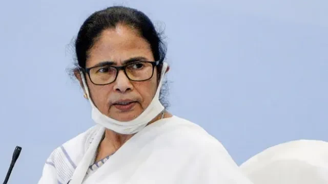 बंगाल: तृणमूल में बड़ी टूट की आशंका; 12 सांसदों के भाजपा में शामिल होने की चर्चा