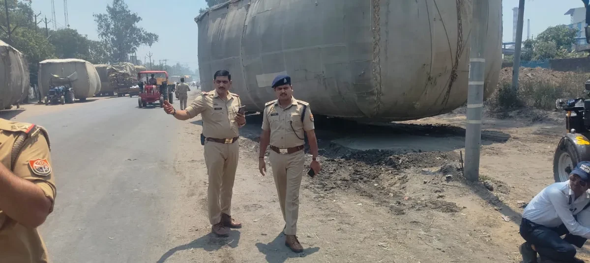 मुजफ्फरनगर में ओवरलोड वाहनों पर बड़ा एक्शन, लाखों का जुर्माना