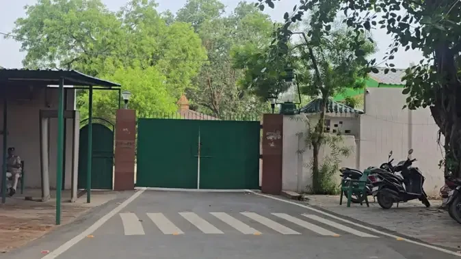 बिहार में सरकारी बंगलों को लेकर सियासी संग्राम तेज, राजद ने सरकार पर साधा निशाना