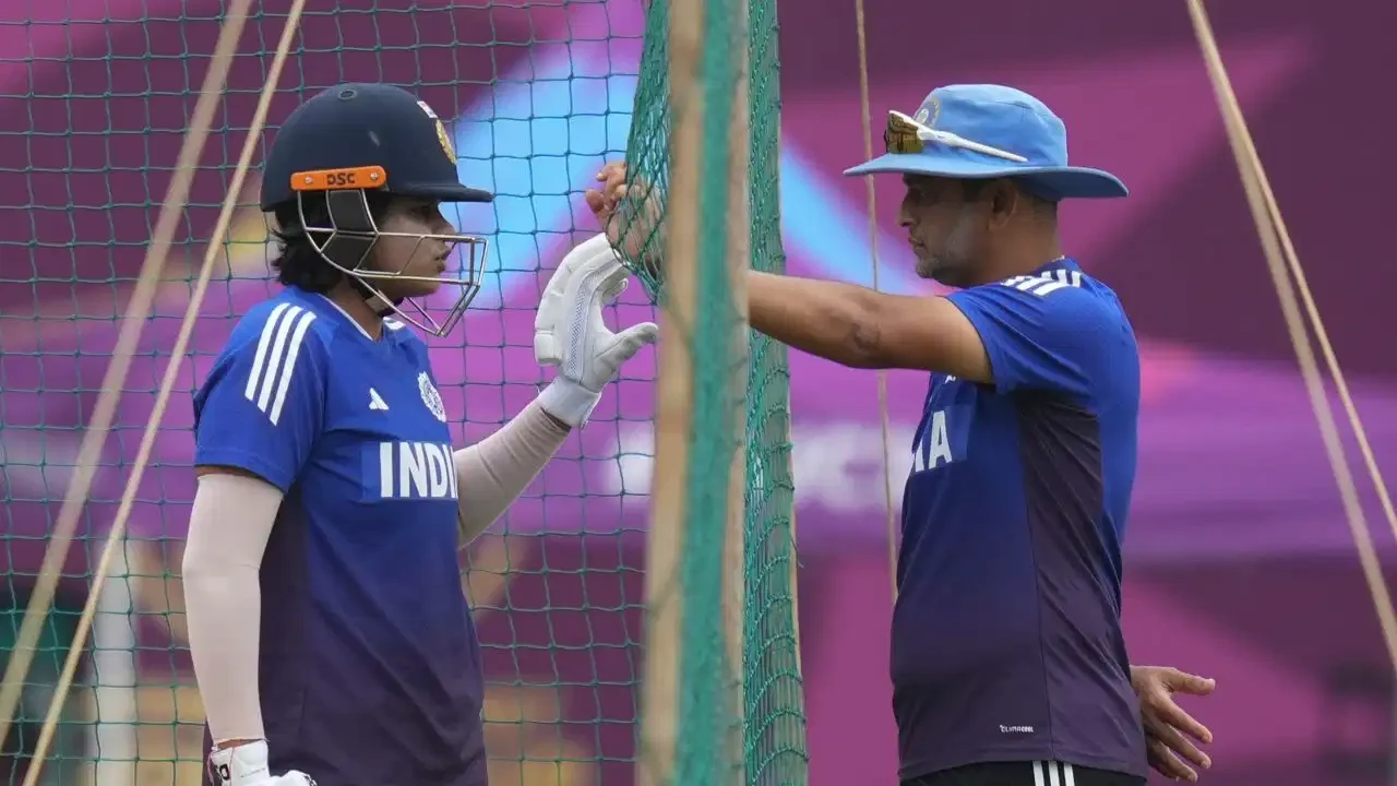 क्रिकेट में नए नियम लागू, कोच अब मैच के दौरान खिलाड़ियों से कर सकेंगे चर्चा