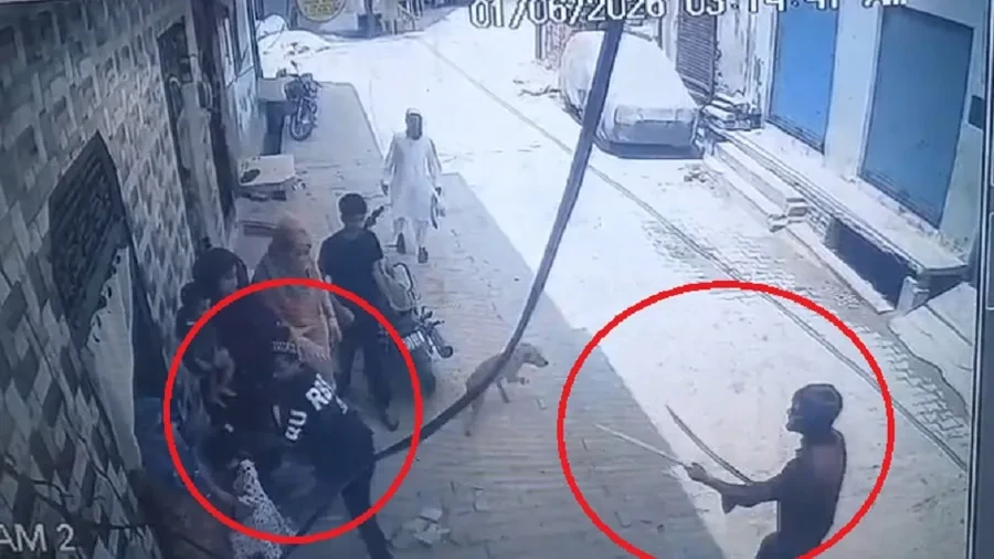 बागपत में स्कूटी की साइड लगने पर बवाल, युवक पर तलवार से हमला