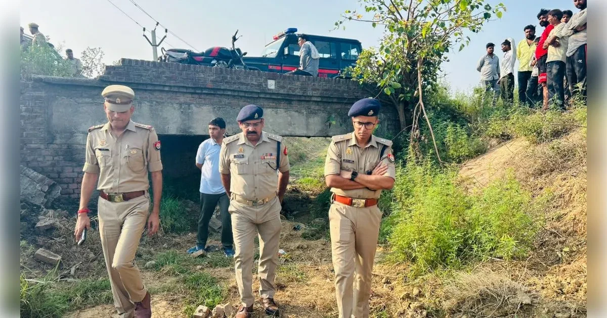 मुजफ्फरनगर में अधजला शव मिलने से सनसनी, हत्या की आशंका