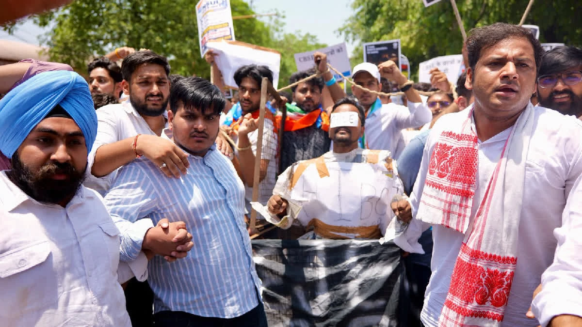 एनएसयूआई की PIL पर हाईकोर्ट में सुनवाई, सीबीएसई की OSM प्रणाली पर उठे सवाल