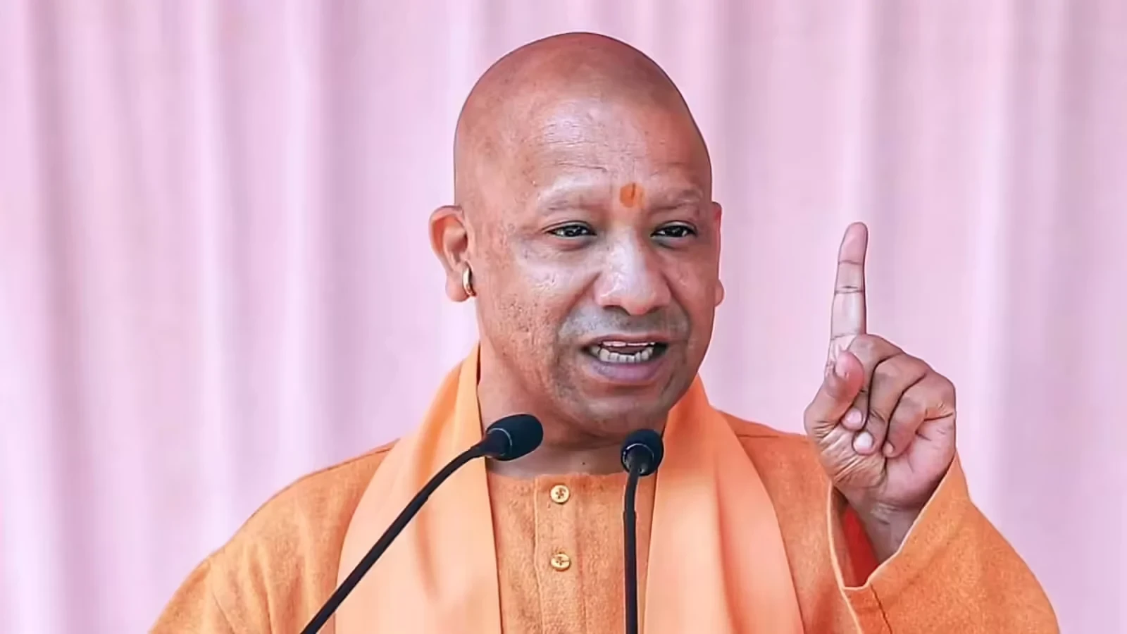 यूपी सरकार का बड़ा फैसला, 6 महीने तक हड़ताल पर पूरी रोक