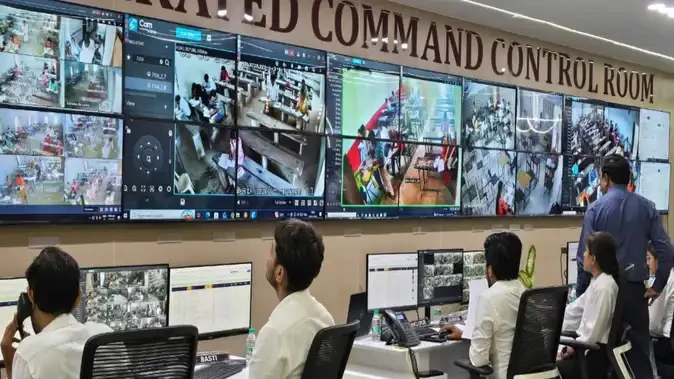 यूपी: 36 जिलों में टीजीटी परीक्षा शुरू, करीब 50 फीसदी अभ्यर्थी उपस्थित