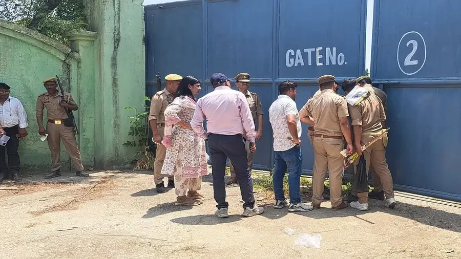 बिजनौर में अतीक अहमद की 168 करोड़ की संपत्ति कुर्क, मीट प्लांट सील
