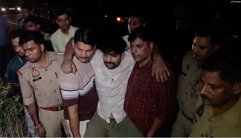 मुजफ्फरनगर: रॉकी हत्याकांड का मुख्य आरोपी बादल मुठभेड़ के बाद गिरफ्तार, मां फरार