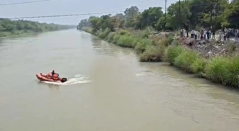 मुजफ्फरनगर: होमगार्ड आनंद कुमार ने गंगनहर पुल से लगाई छलांग, तलाश जारी