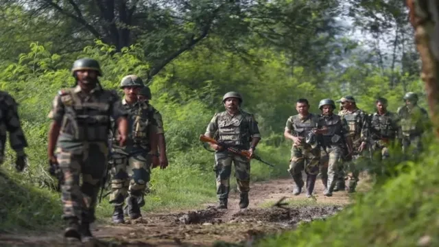 राजौरी के जंगलों में आतंकियों की तलाश जारी, 12 दिन से चल रहा सर्च ऑपरेशन