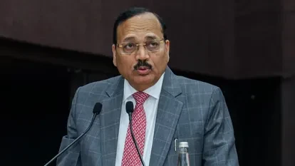CJI सूर्यकांत की चेतावनी, AI बन रहा अंतरराष्ट्रीय कानून के लिए बड़ी चुनौती