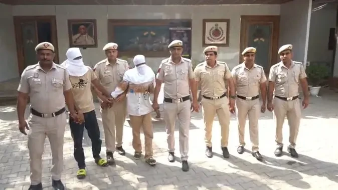 दिल्ली में गैंगवार की बड़ी साजिश नाकाम, हिमांशु भाऊ गैंग के 3 शार्प शूटर गिरफ्तार