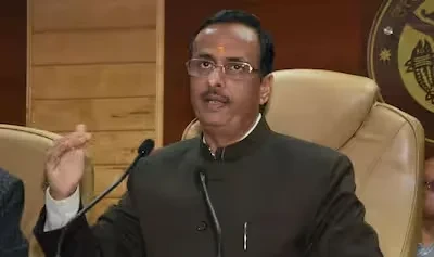 टीएमसी में नेतृत्व को लेकर नाराजगी बढ़ी, दिनेश शर्मा ने ममता बनर्जी पर साधा निशाना