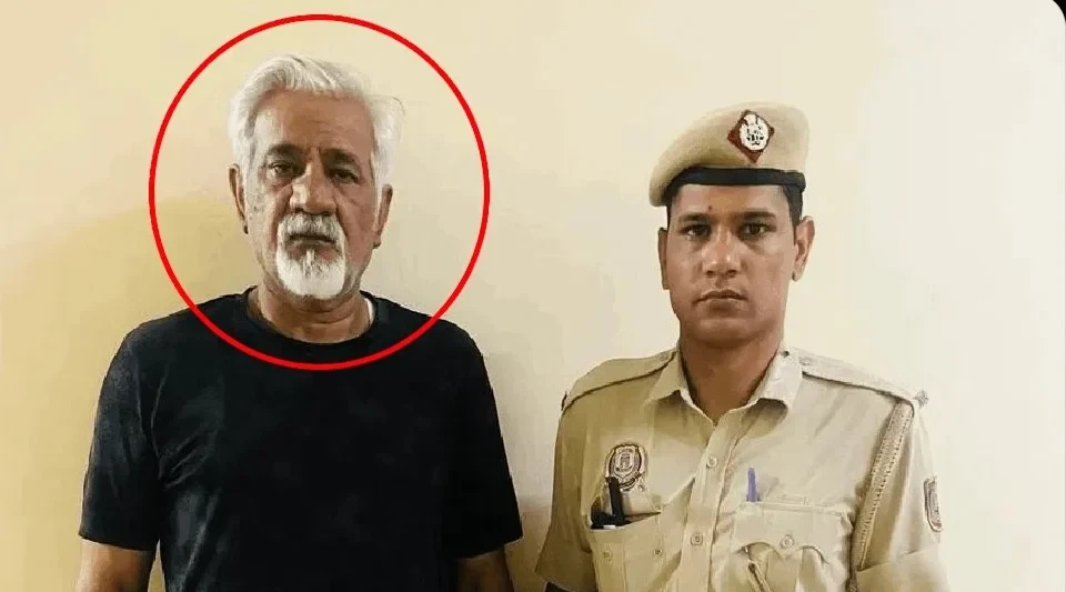 दिल्ली होटल अग्निकांड में बड़ा अपडेट, मुख्य आरोपी जय मिश्रा ने किया सरेंडर