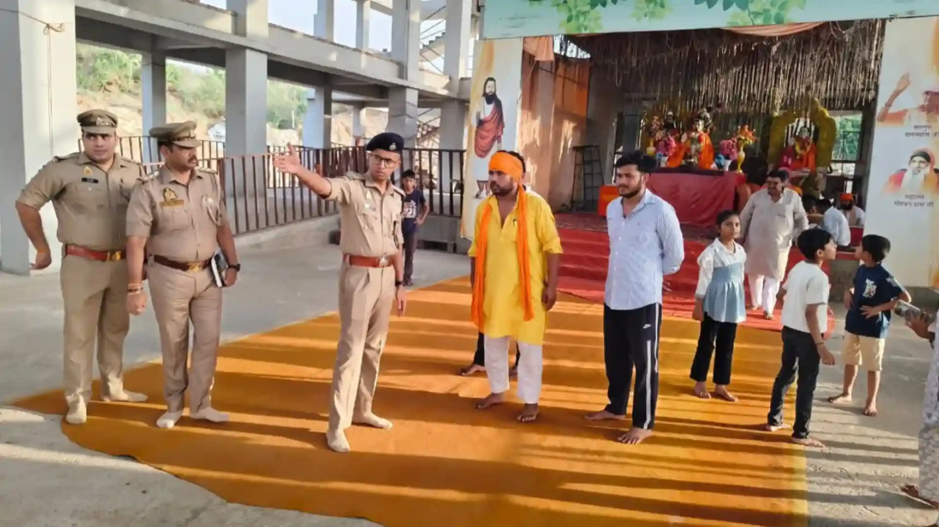 मुजफ्फरनगर: शुक्रताल सत्संग मेले की तैयारियों का एसपी देहात ने किया निरीक्षण