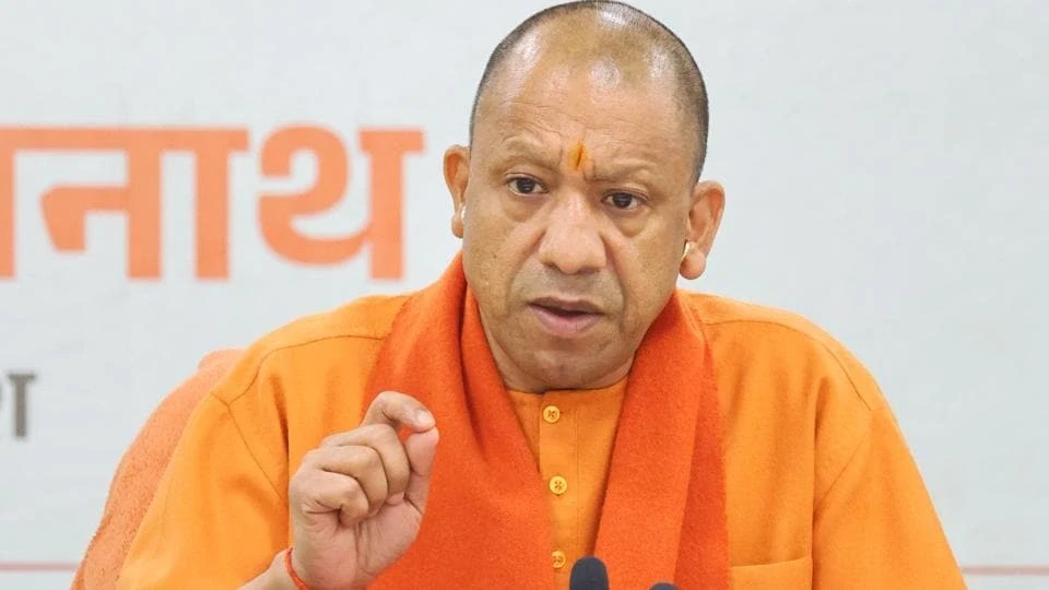 EOW बैठक में बोले सीएम योगी- किसी केस को 3 महीने से ज्यादा लंबित न रखें