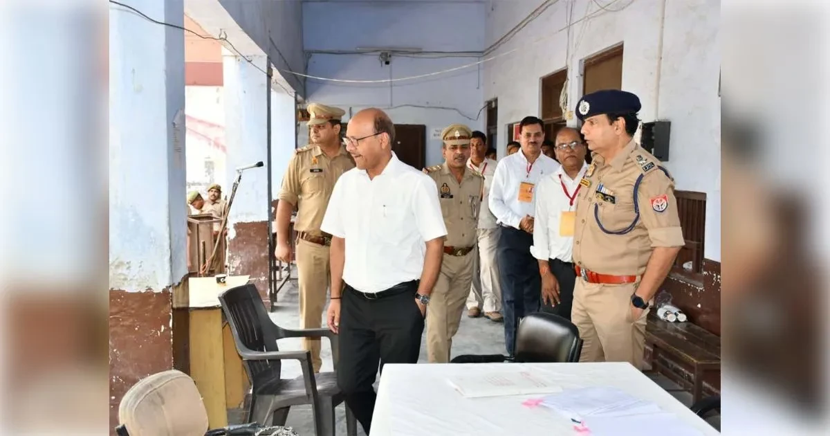 मुजफ्फरनगर: पुलिस भर्ती परीक्षा के अंतिम दिन अलर्ट मोड में प्रशासन, DM-SSP ने किया निरीक्षण