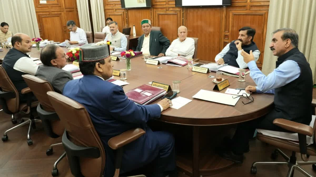 हिमाचल सरकार ने बदला फैसला, जनप्रतिनिधियों को मिलेगा लंबित वेतन