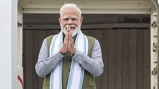 पीएम मोदी फ्रांस और स्लोवाकिया दौरे पर रवाना, G7 समिट में करेंगे शिरकत