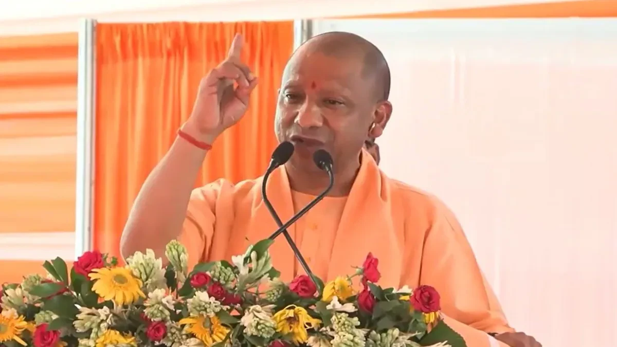 'बेटी सबकी होती है, तुरंत FIR दर्ज करो', अखिलेश की बेटी पर टिप्पणी मामले में बोले सीएम योगी