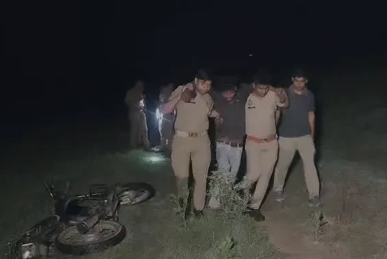 मुजफ्फरनगर: मंदिर में शराब पीने से रोकने पर पुजारी की हत्या, दो आरोपी गिरफ्तार