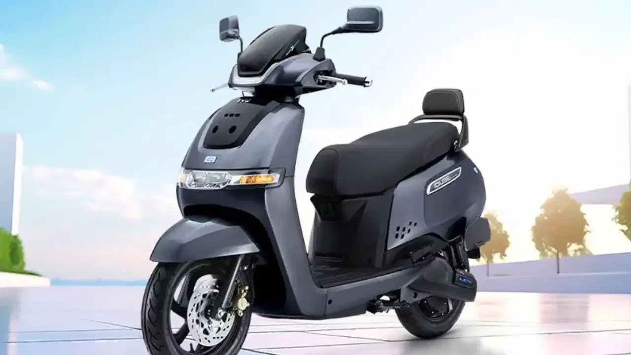 इलेक्ट्रिक टू-व्हीलर बाजार में TVS बनी नंबर-1, बिक्री में जोरदार उछाल