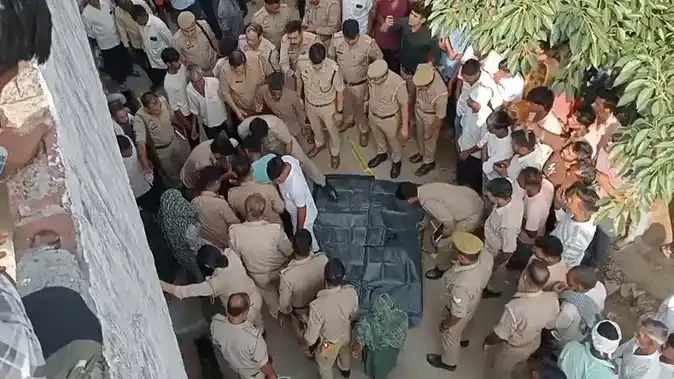 मुरादाबाद में ताबड़तोड़ फायरिंग से सनसनी, एक युवक की मौत, दूसरा गंभीर घायल