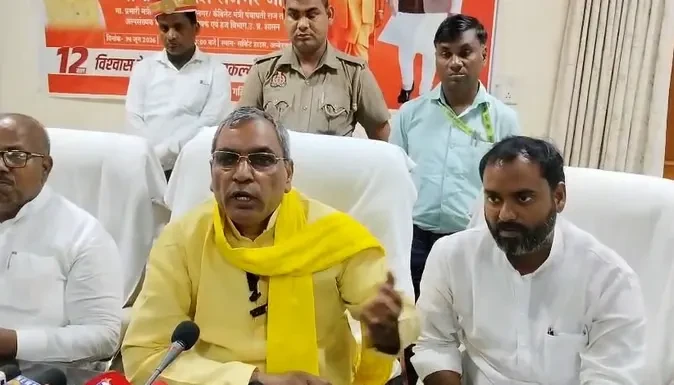 पंचायत चुनाव को लेकर सपा पर बरसे राजभर, बोले- कोर्ट के जरिए डाली गई बाधा