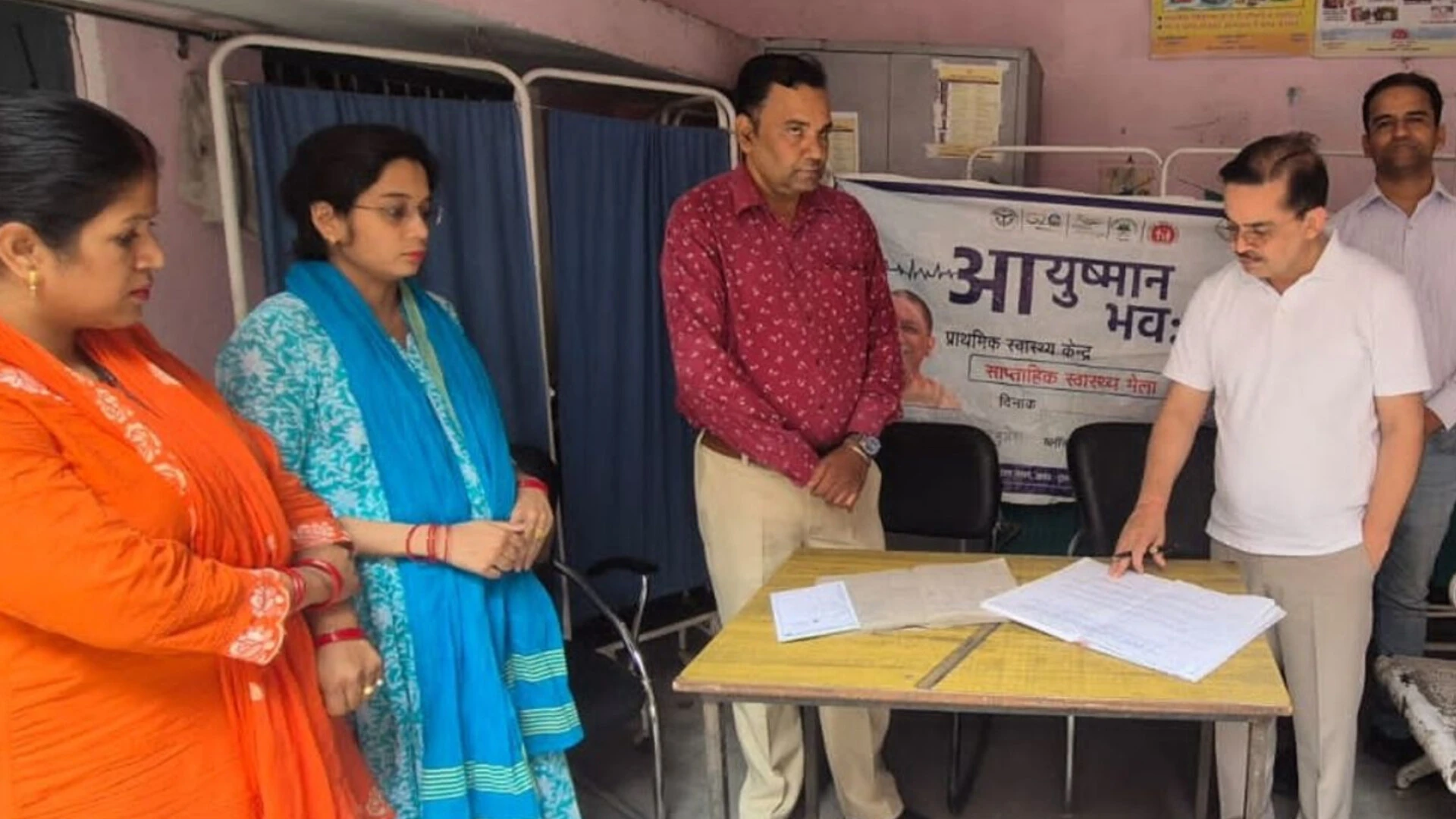 मुजफ्फरनगर में स्वास्थ्य मेलों का सीएमओ ने किया निरीक्षण, दिए सख्त निर्देश