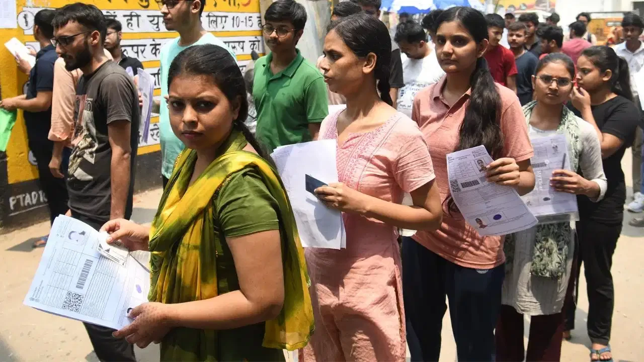 NEET UG Admit Card डाउनलोड नहीं हो रहा? NTA ने बताई वजह और समाधान