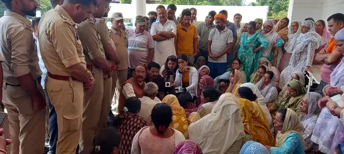 अखनूर में महिला की जलकर मौत से बवाल, ससुराल पर हत्या का आरोप