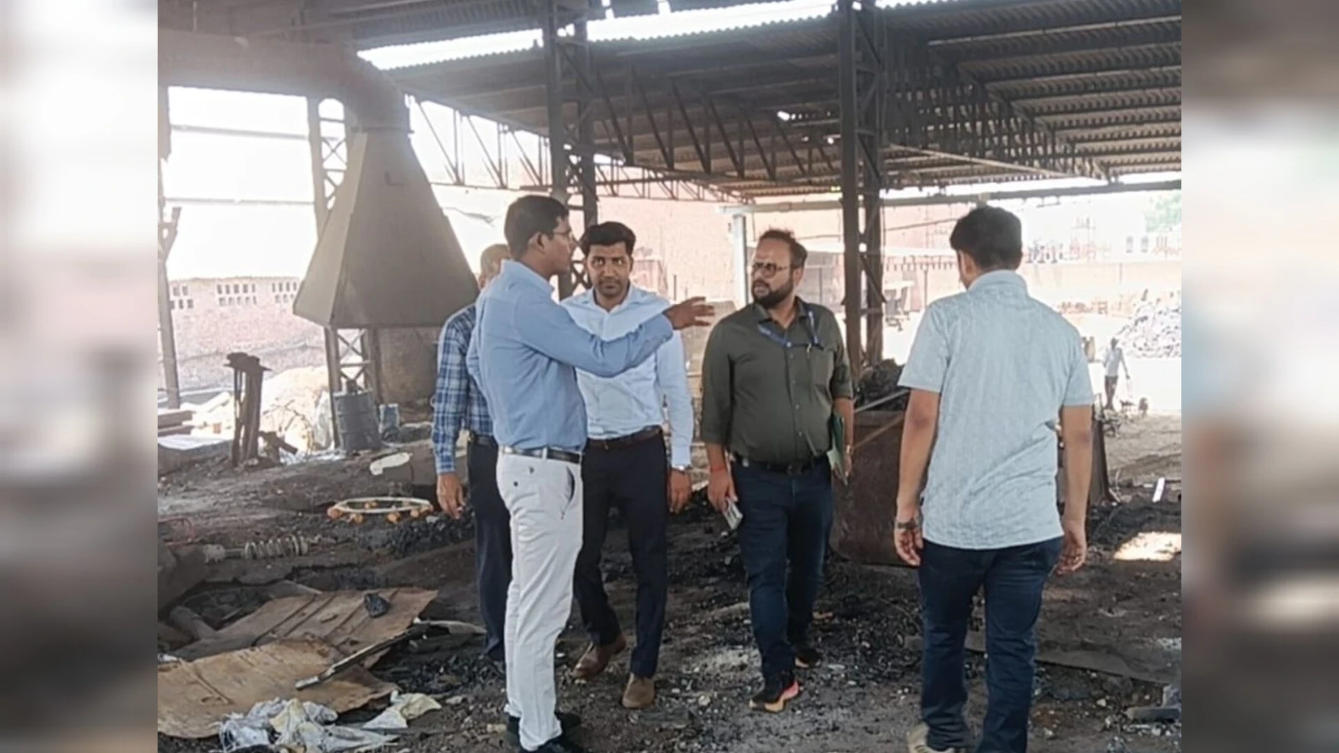 मुजफ्फरनगर में प्रदूषण फैलाने वाली फैक्ट्रियों पर छापा, 10 इकाइयों में मिली खामियां