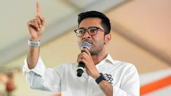 TMC विवाद पर पक्ष रखने के लिए अभिषेक बनर्जी को ओम बिरला का बुलावा