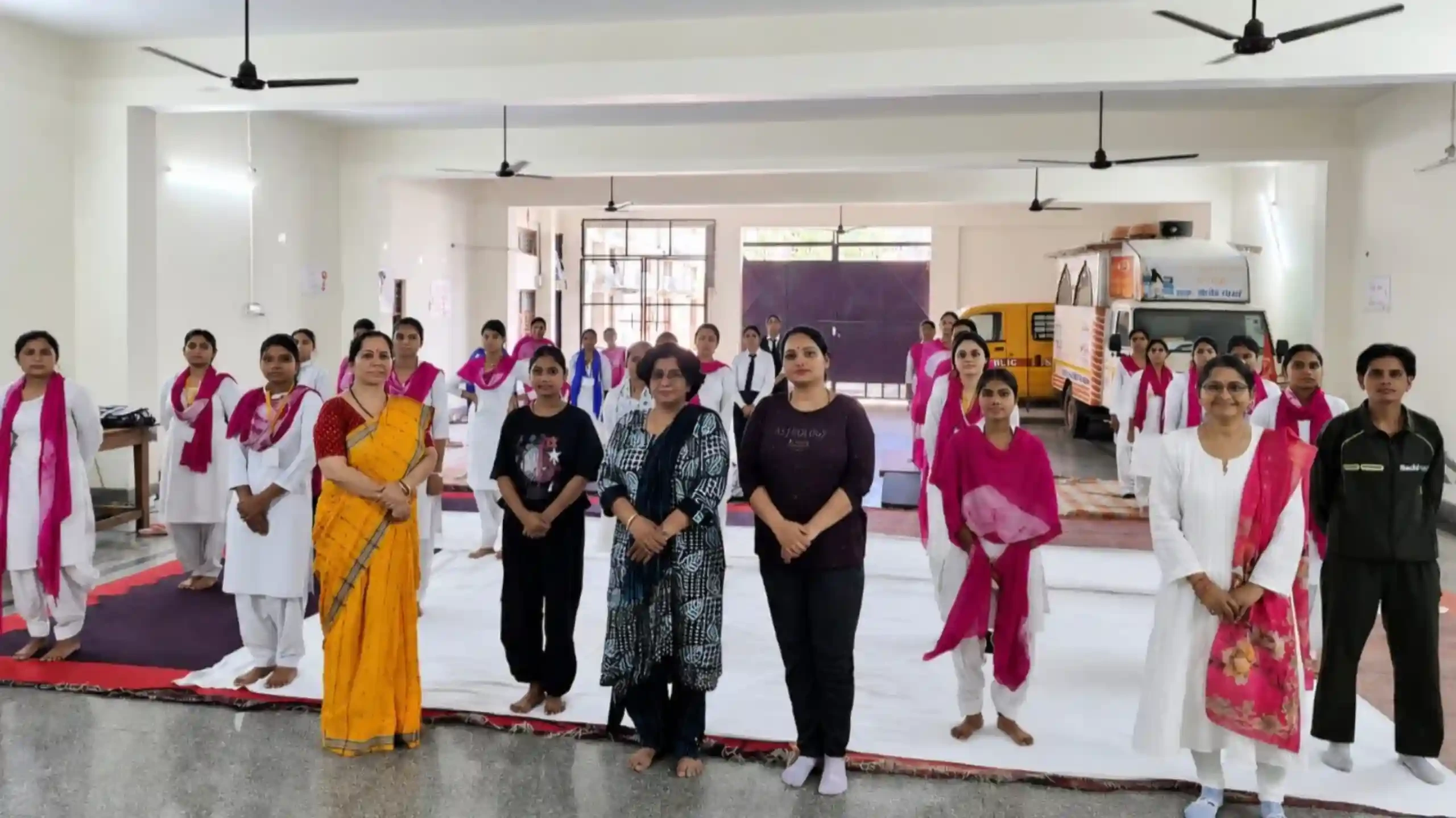मुजफ्फरनगर में योग दिवस की तैयारियां तेज, पुलिस लाइन समेत कई केंद्रों पर योगाभ्यास
