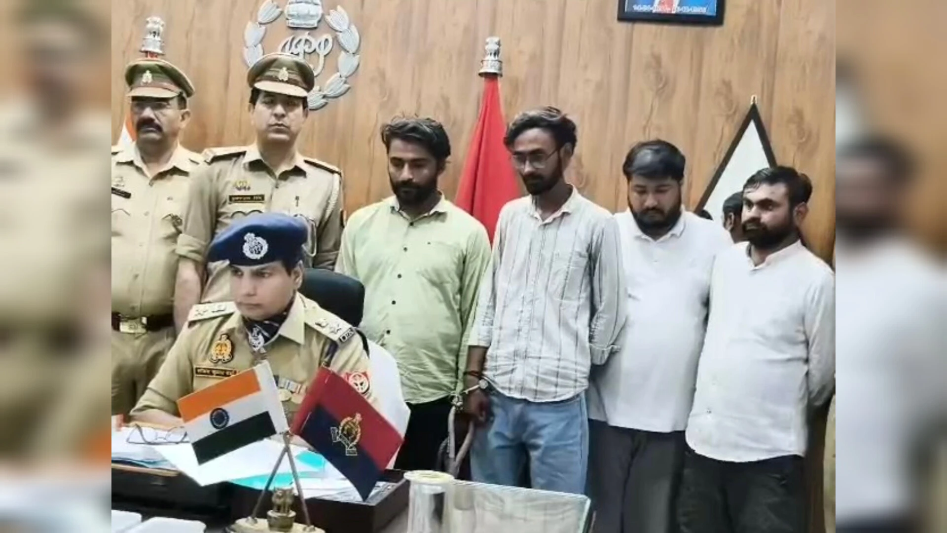 मुजफ्फरनगर में साइबर ठगी गिरोह का खुलासा, लोन का झांसा देकर लेते थे बैंक खाते की किट