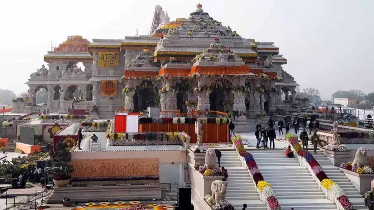 अयोध्या राम मंदिर में कम हुआ चढ़ावा, श्रद्धालुओं की संख्या में भी गिरावट