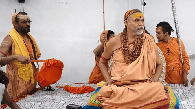 गोरक्षा के दावों और जमीनी हकीकत में बड़ा अंतर: शंकराचार्य अविमुक्तेश्वरानंद