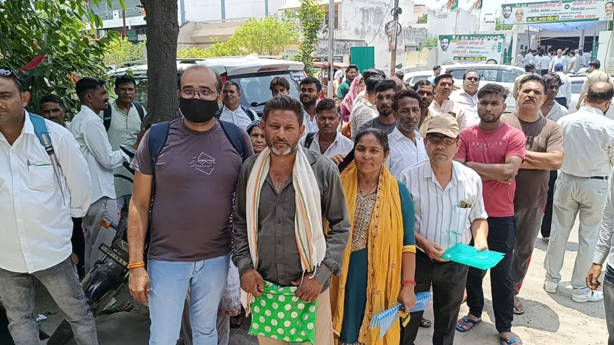 मुजफ्फरनगर: नीट री-एग्जाम शांतिपूर्ण तरीके से जारी, प्रशासन अलर्ट मोड पर