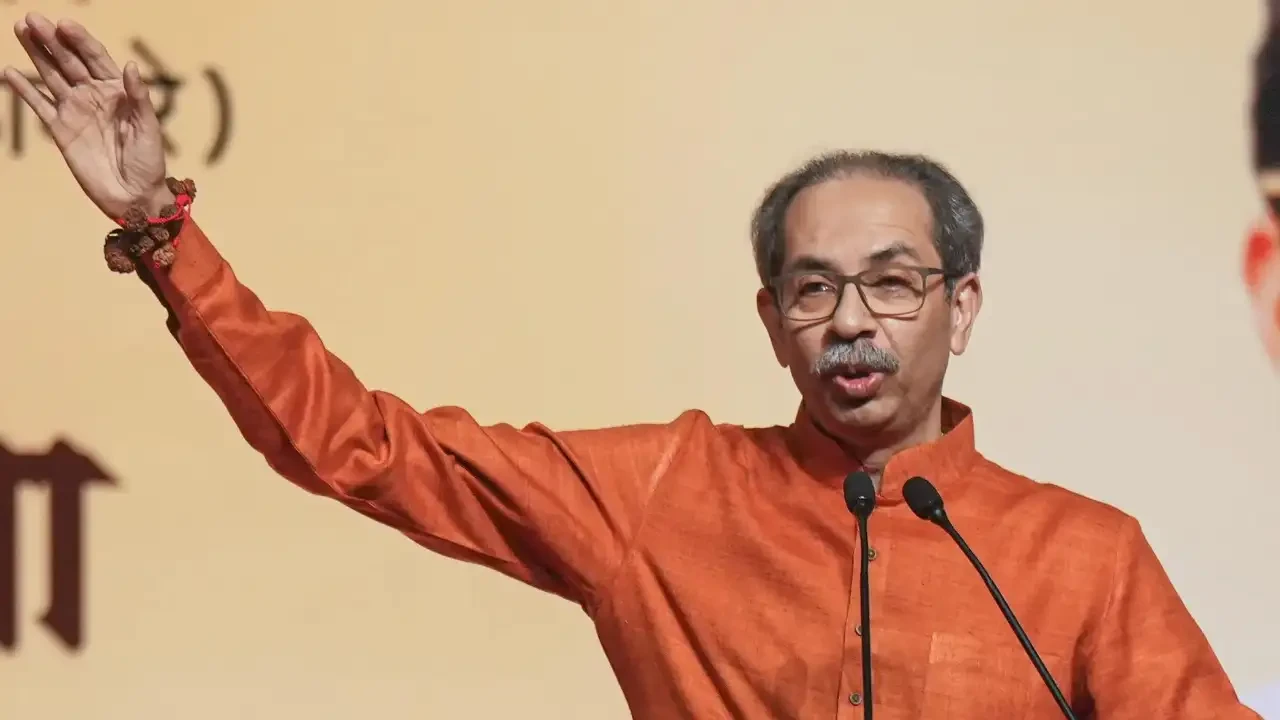 'मैं सबसे माफी मांगता हूं कि मैंने गद्दारों के लिए वोट मांगे': बागियों पर बरसे उद्धव