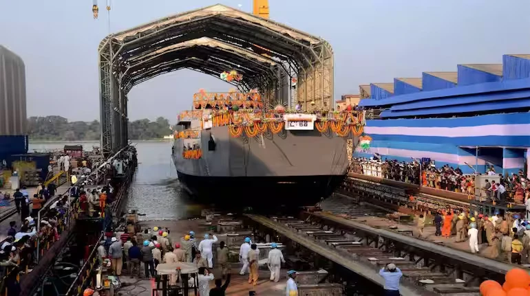 GRSE को मिला ‘नवरत्न’ का दर्जा, सरकार ने दी मंजूरी; शेयर पर निवेशकों की नजर
