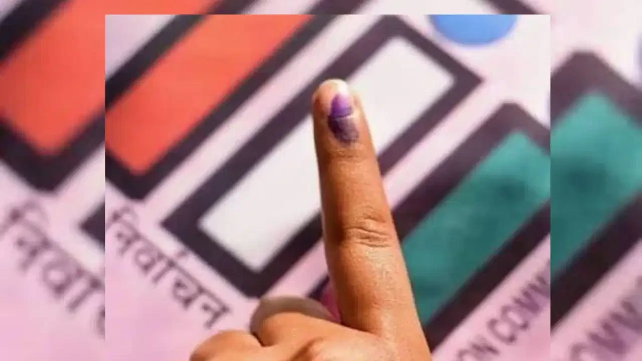 महाराष्ट्र: एमएलसी चुनाव में महायुति का दबदबा, 17 में से 16 सीटें जीतीं