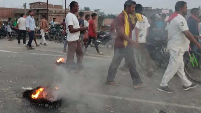 NH-527D पर दर्दनाक हादसा: ट्रक ने पांच लोगों को रौंदा, मां-बेटी की मौत