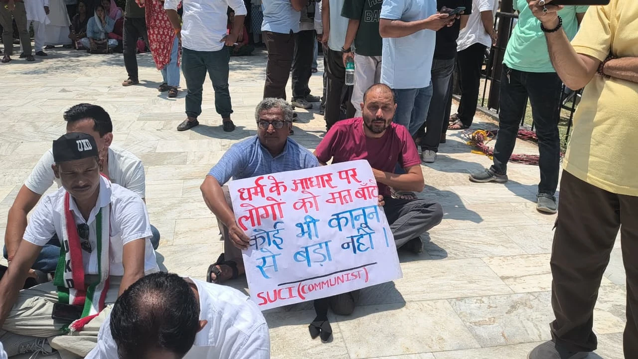 उत्तराखंड: नगरासू प्रकरण पर बढ़ा विरोध, निहंगों पर कार्रवाई की मांग को लेकर सड़कों पर उतरे लोग