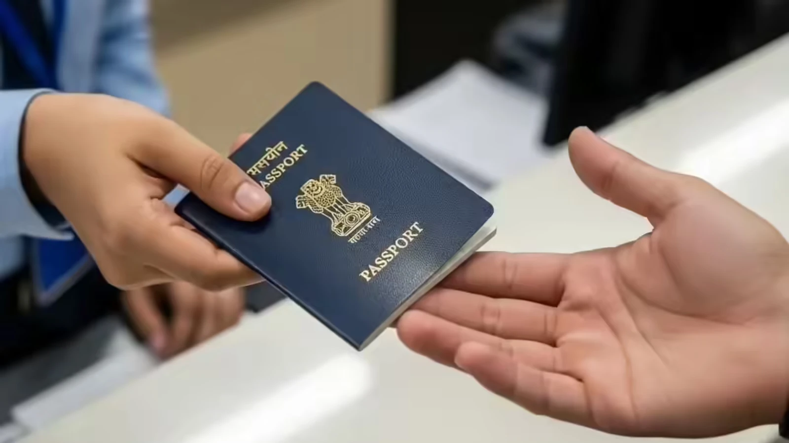 1 जुलाई से पासपोर्ट बनवाना होगा महंगा, केंद्र सरकार ने बढ़ाई फीस; जानें नई दरें