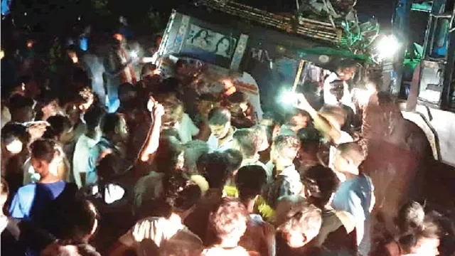 झारखंड के रामगढ़ में भीषण सड़क हादसा, ट्रक-पिकअप की टक्कर में 7 की मौत